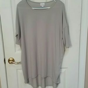 Lularoe med Irma taupe
